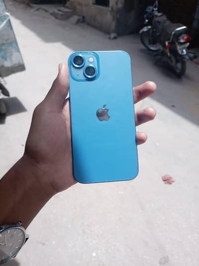 Apple iPhone 13