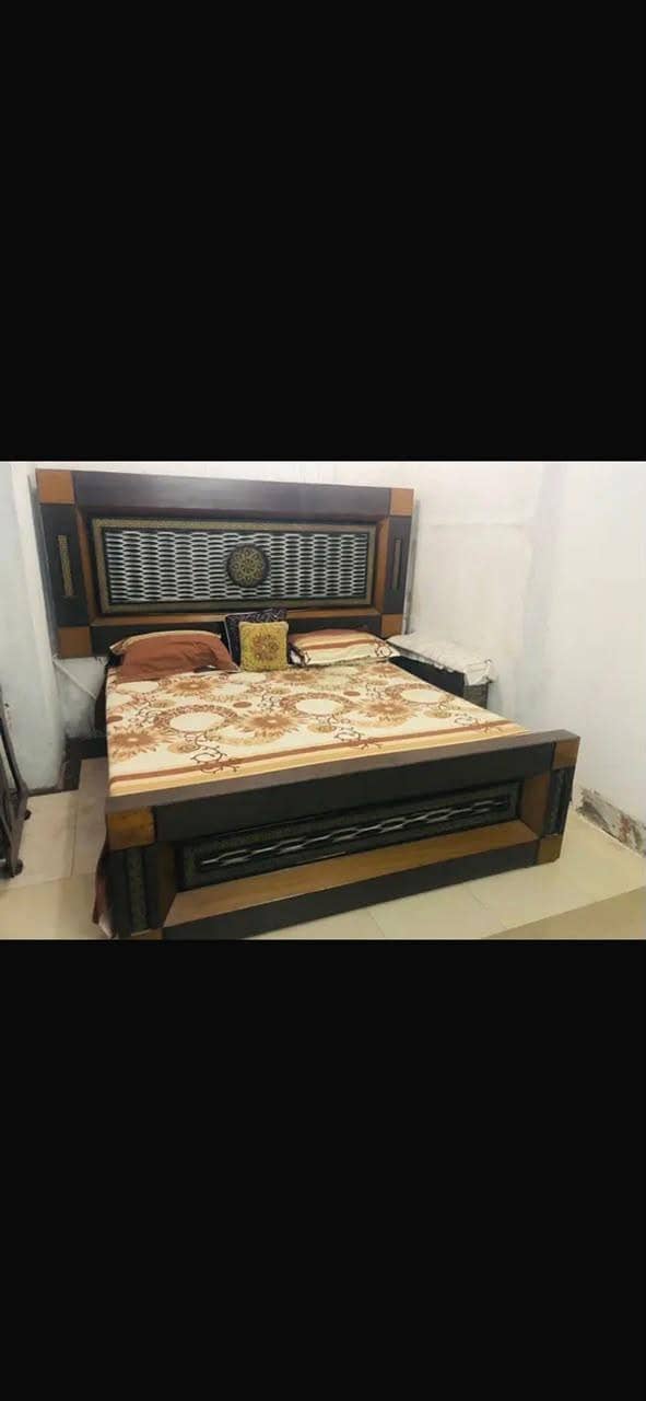 brown bed 0