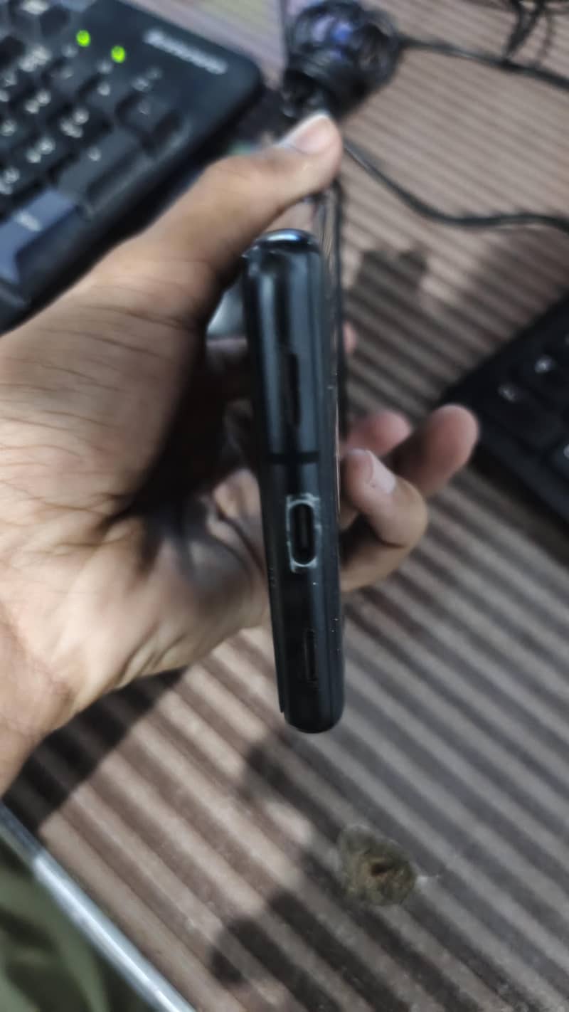 Google Pixel 7a 4