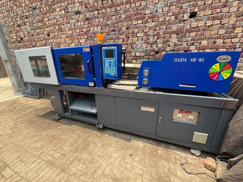 molding machine 2