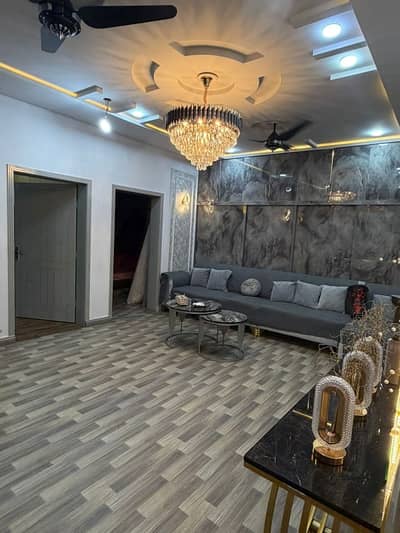 4 MARLA DOUBLE STOREY CORNER TILE FLOOR USED HOUSE IN MAIN 40 FEET ROAD AVAILABLE FOR SALE IN MILITARY ACCOUNTS SOCIETY COLLEGE ROAD LAHORE