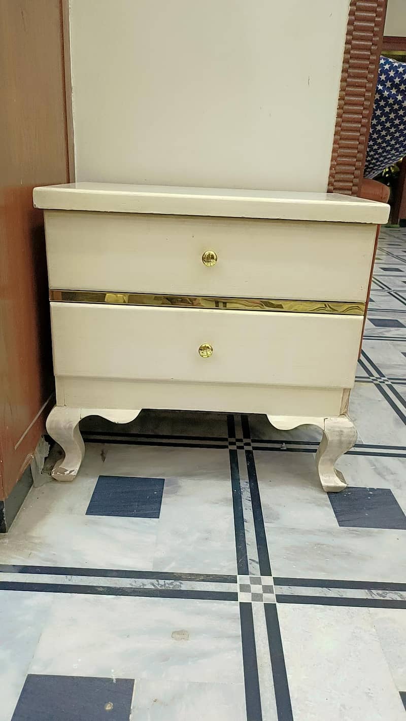 Complete set Double bed side table dressing 3