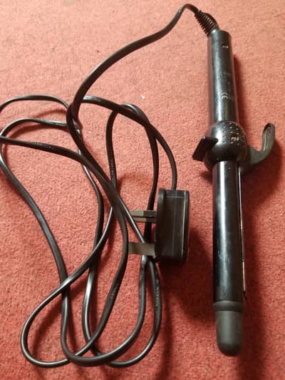 Professional Hair Curler / Styling Wand - Urgent Sale (Low Price)
