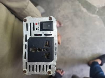 1000w inverter DC 12v to Ac 220v