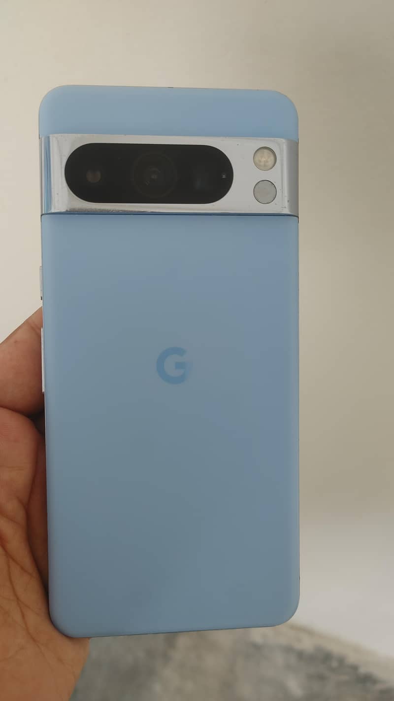 Google Pixel 8 Pro 0