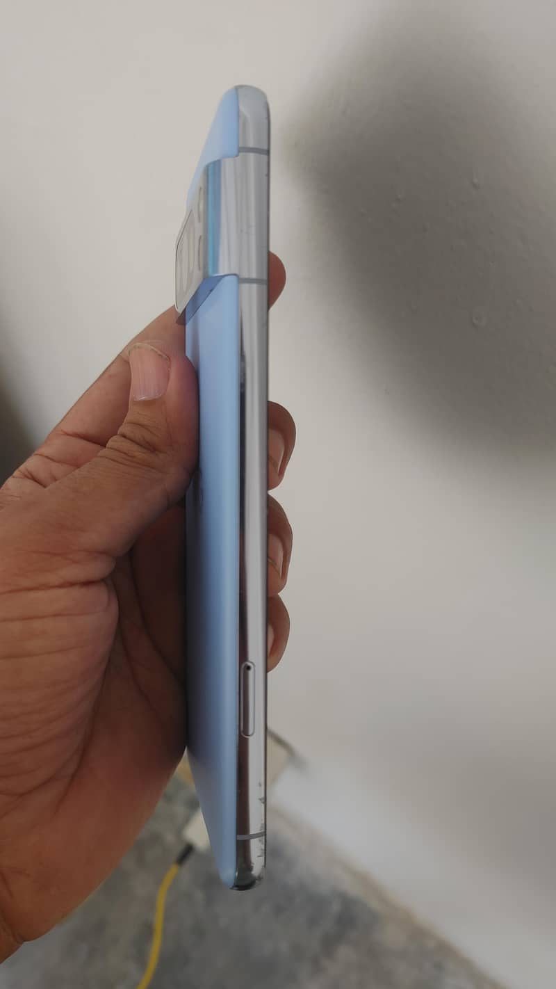 Google Pixel 8 Pro 4