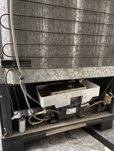 Dawlance fridge for sale