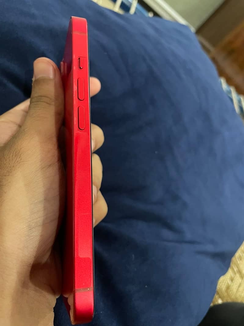 Iphone 14 simple 4