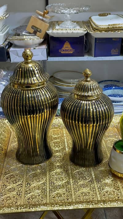 Decor Items - luxury decorations -pots - antique jars for decorations