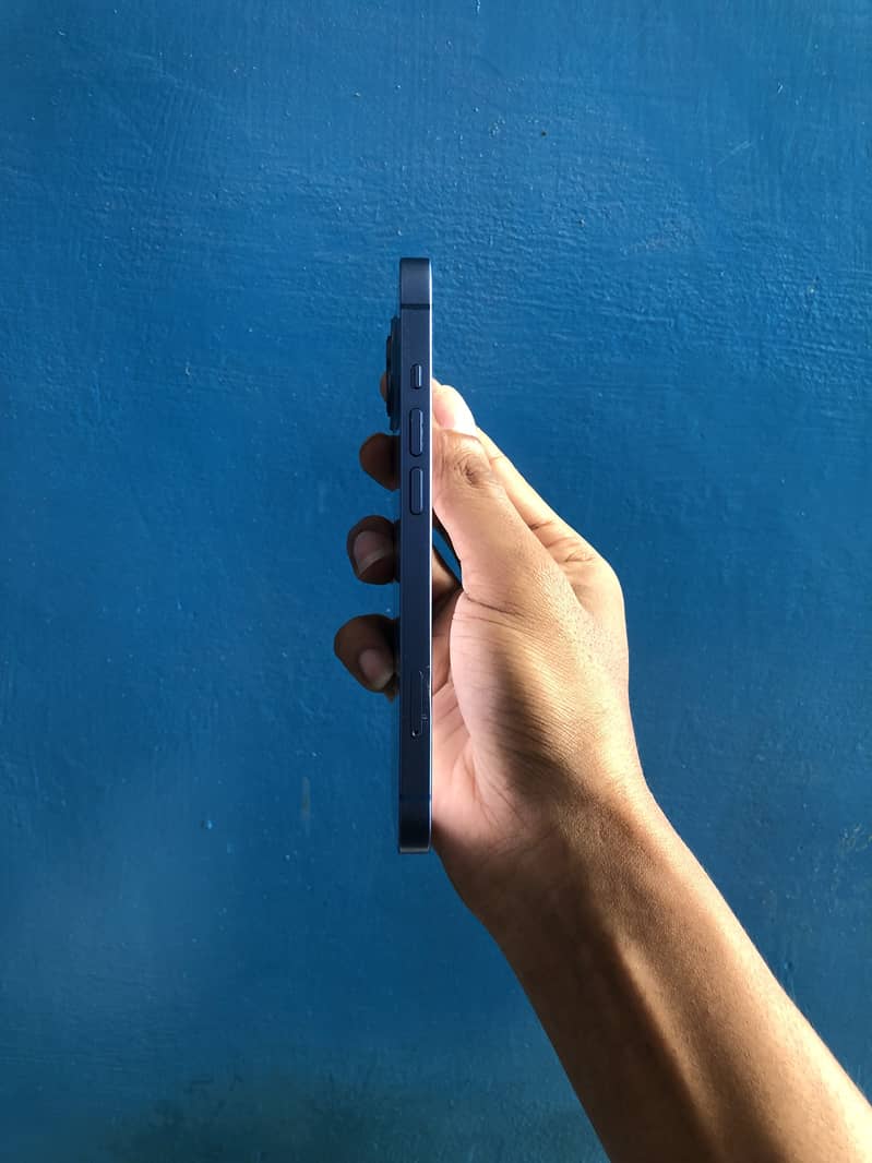 IPHONE 13 5