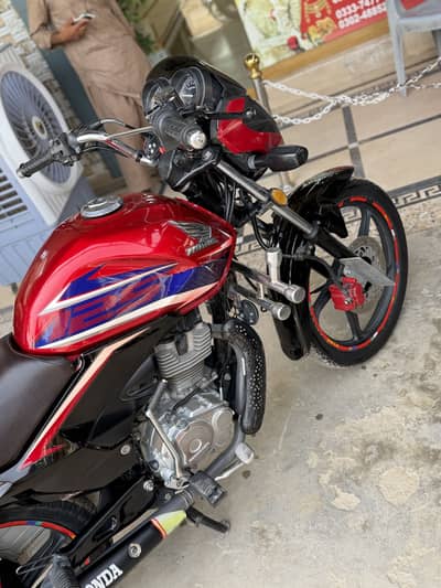 Honda 125 cbf