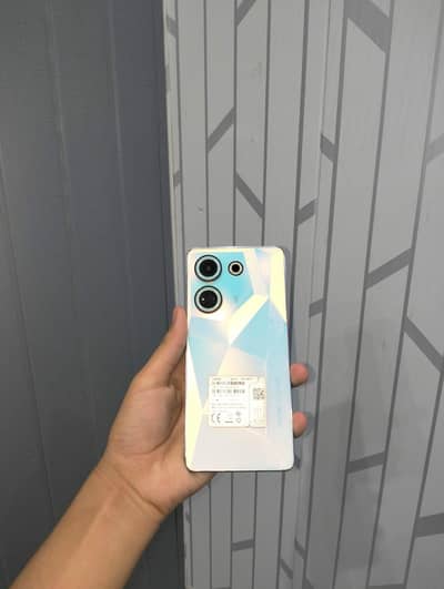 Tecno CAMON 20