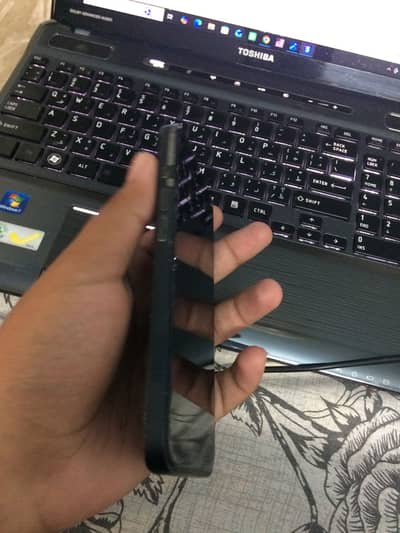 Apple iPhone 13 [FU] sim time