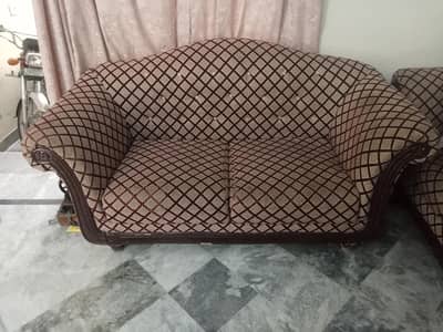 Brand New Condition 6 seaters Sofa Set