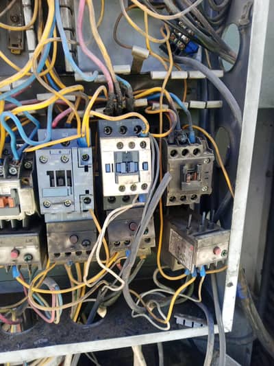 HVAC technician 70 Ton