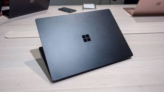 Microsoft Surface Laptop 5 Core i5 12th Gen 16GB 256GB SSD 3K Touch