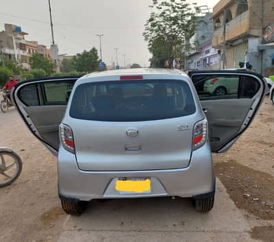 Daihatsu Mira 2012