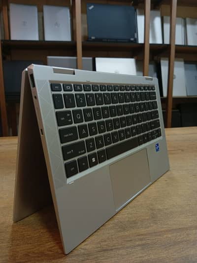 HP EliteBook x360 1030 G8 Convertible,Core i5 11th Gen,16GB RAM,360°