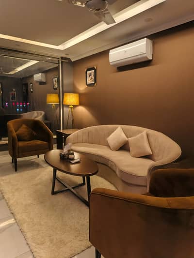 2 Bed Luxury Family Apartment With Balcony Facing Park Original Pictures