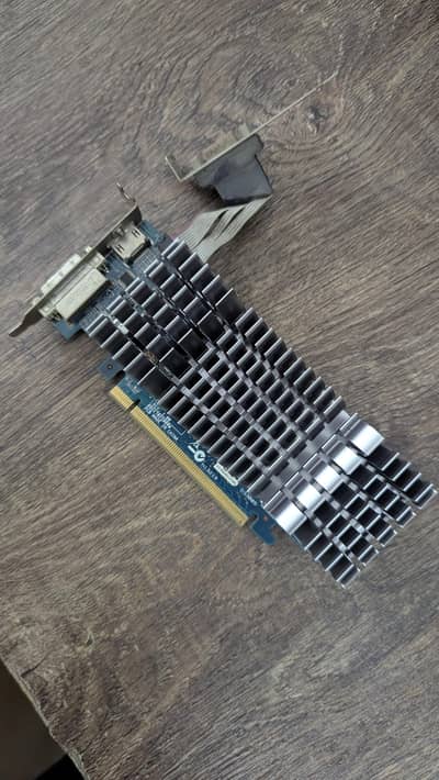 ASUS NVIDIA GeForce GT 210 1GB Graphics Card