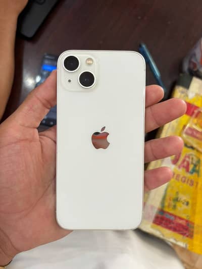 Apple iPhone 13