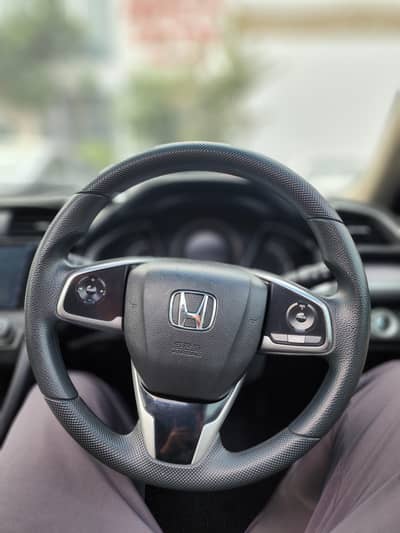 Honda Civic X CVT 2018 1800 CC, Original Leather Version with Sunroof