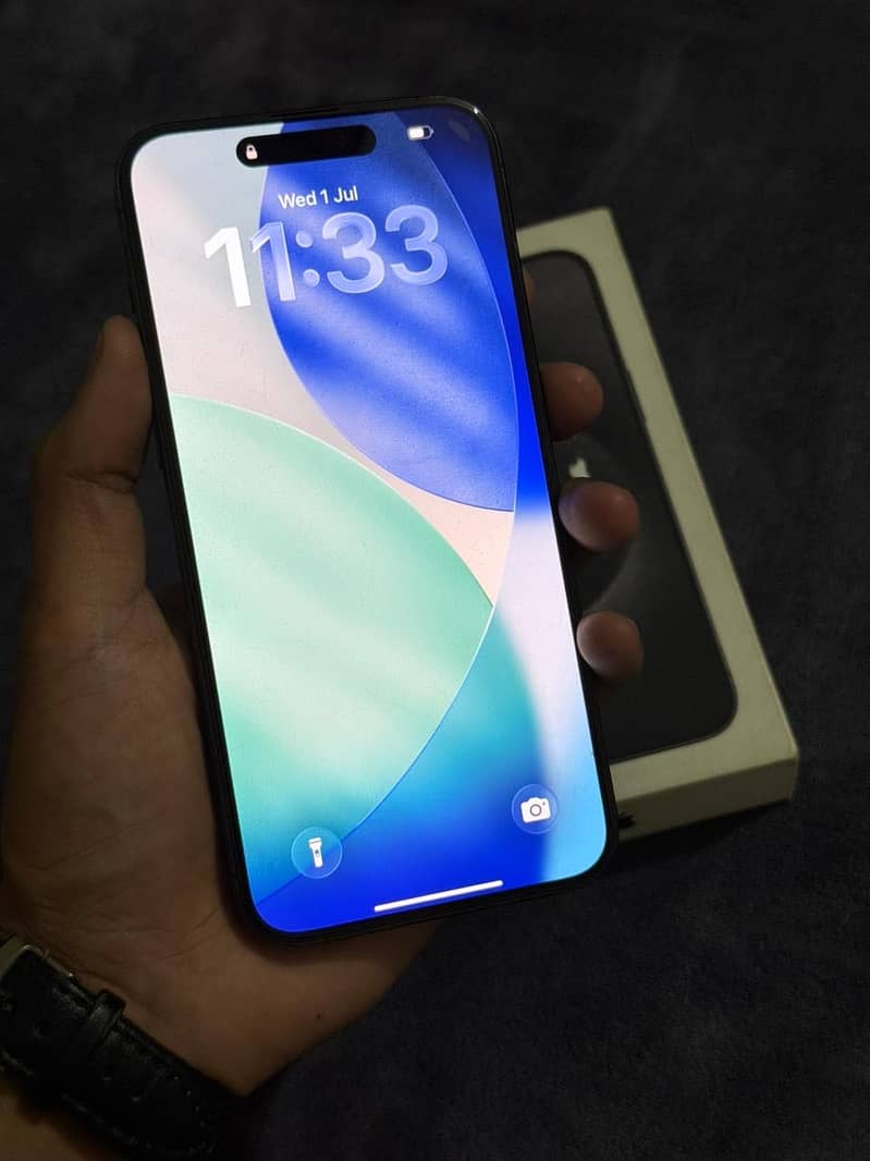 iPhone 15 pro max 0