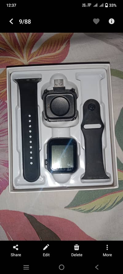 Smart watch for sale easily chargeable