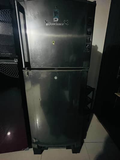 Dawlance Fridge medium size