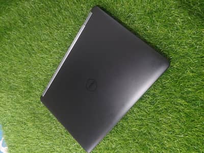 Dell Latitude 5270