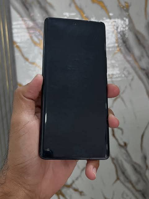 Vivo V30 0