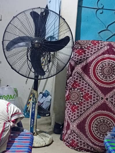 4 month used hua hy new Liya tha original coper