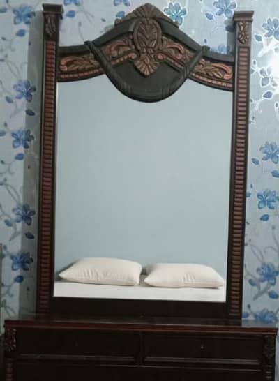 dressing table