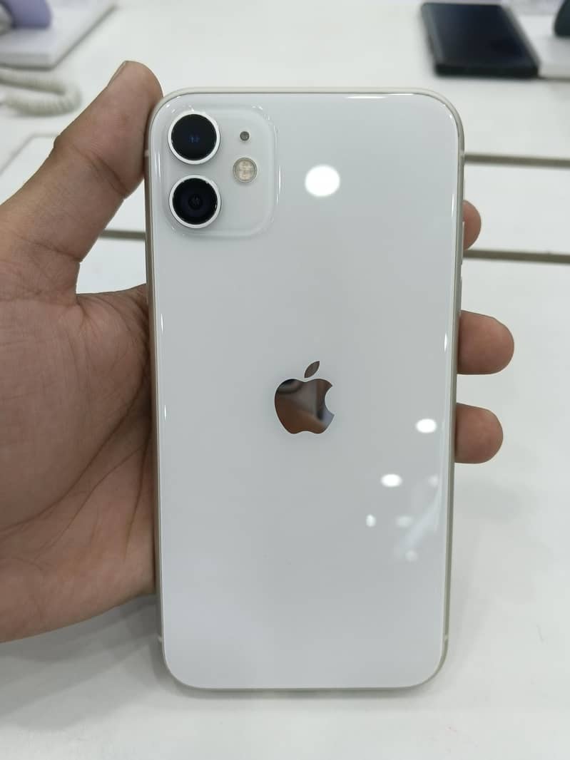 Apple iPhone 11 0
