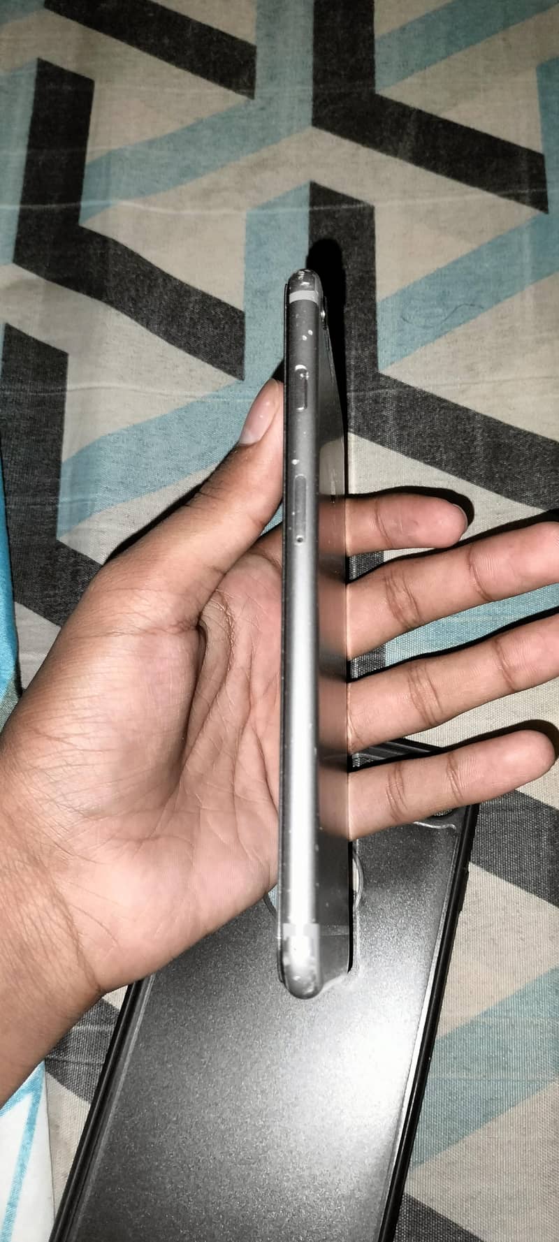 Apple iPhone 6S Plus 4