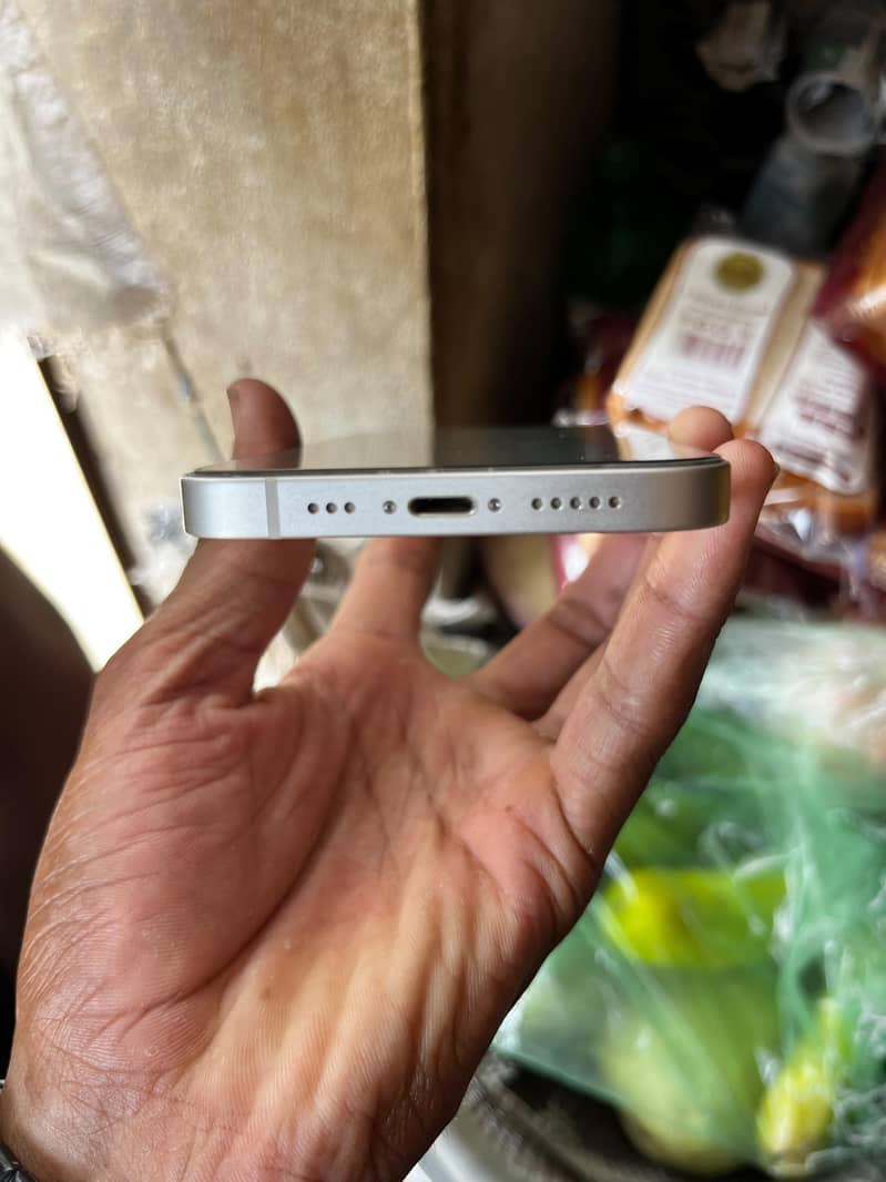 Apple iPhone 14 0
