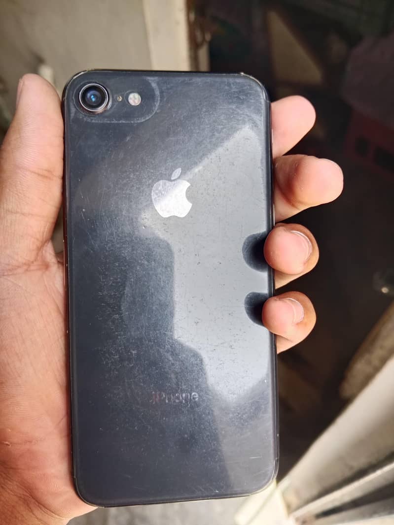Apple iPhone 8 2
