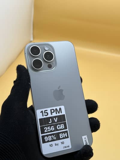 Apple iPhone 15 Pro Max Jv 256 GB 98% Battery Health 10 by 10