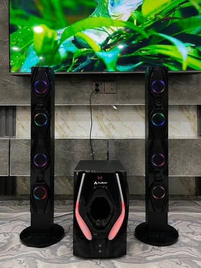 Audionic Reborn RB-105 Bluetooth Speaker 10 By 10 condition
