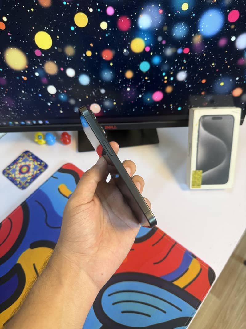 Iphone 15 pro 4