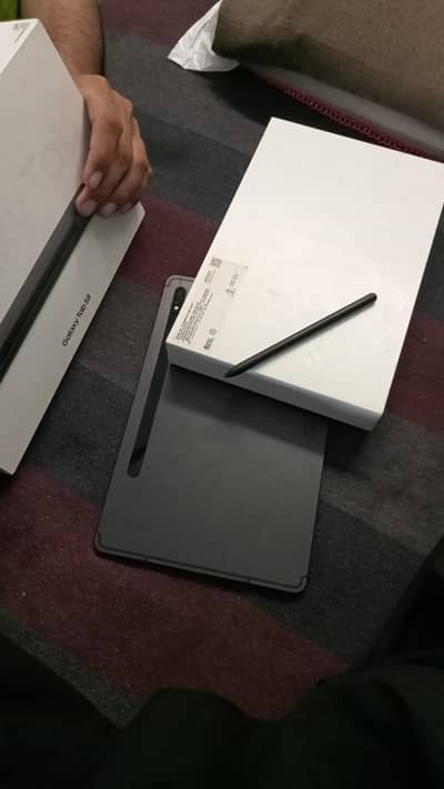 Samsung 8 . . . . 128 for sale