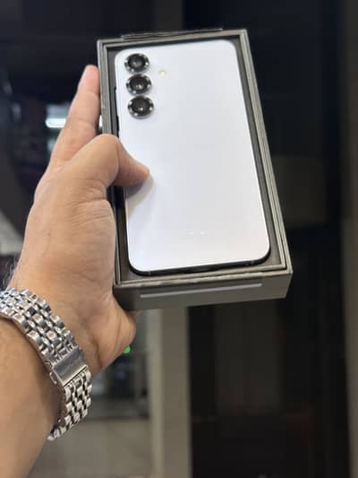 Samsung Mobile S25 12 128GB pta