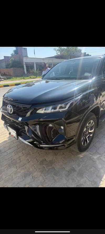 Toyota Fortuner Legender 2022