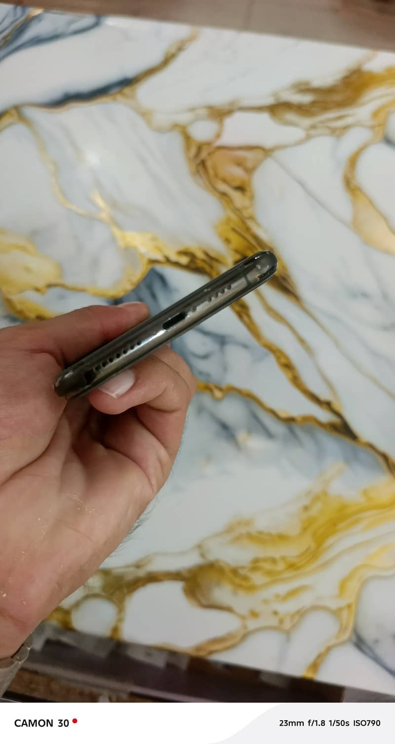 iPhone 11pro max 1