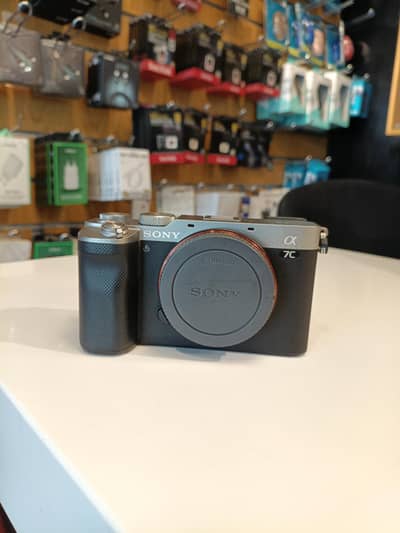 SONY @7C