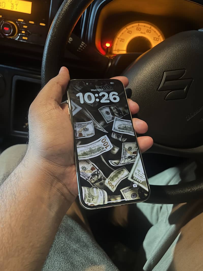Iphone 15 pro max 1