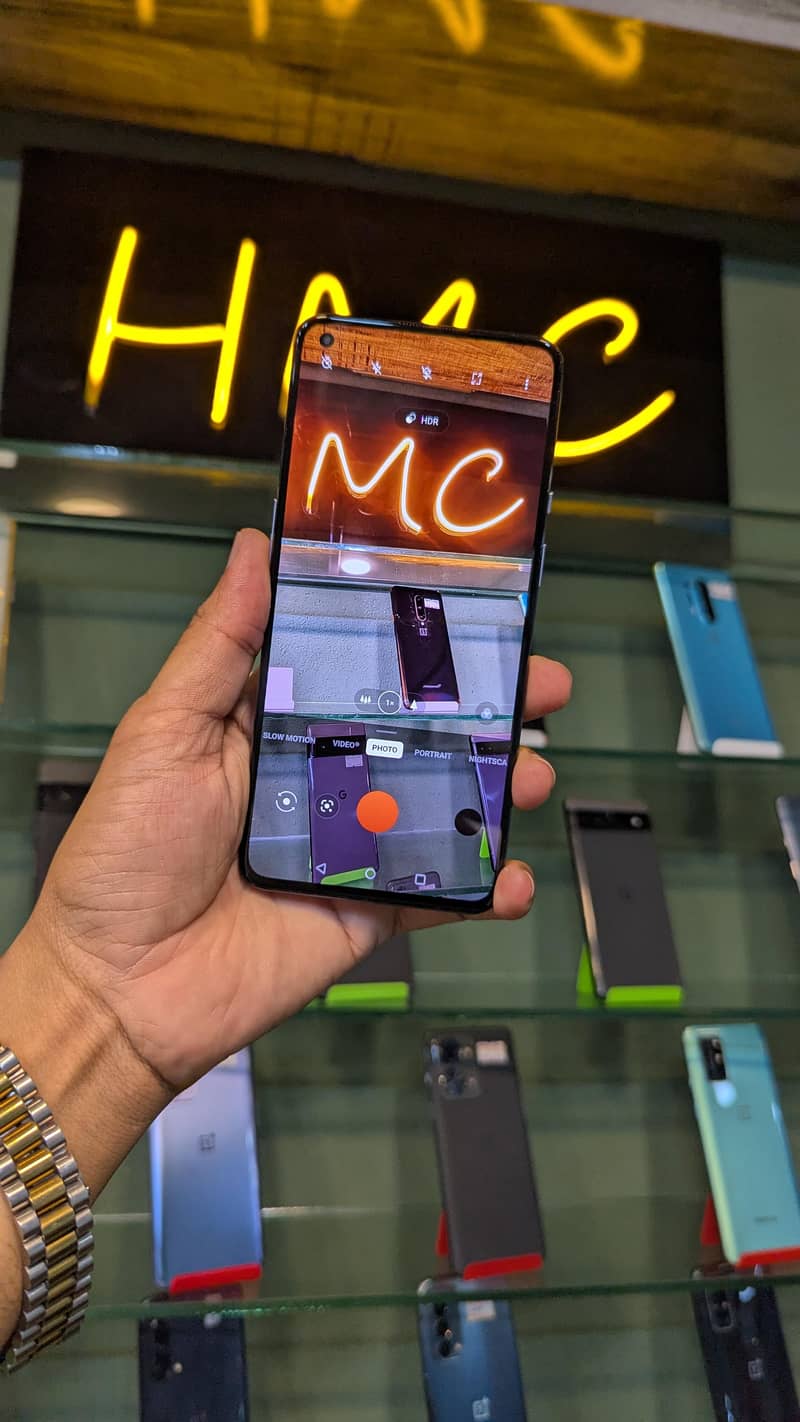 OnePlus 9 4