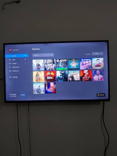 Xbox One 1000 Gb with 14 Offline games installed with box
