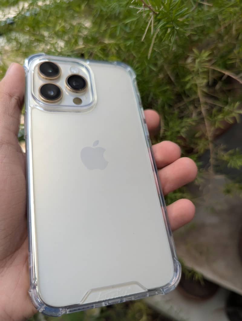 IPhone 14 Pro Max 0
