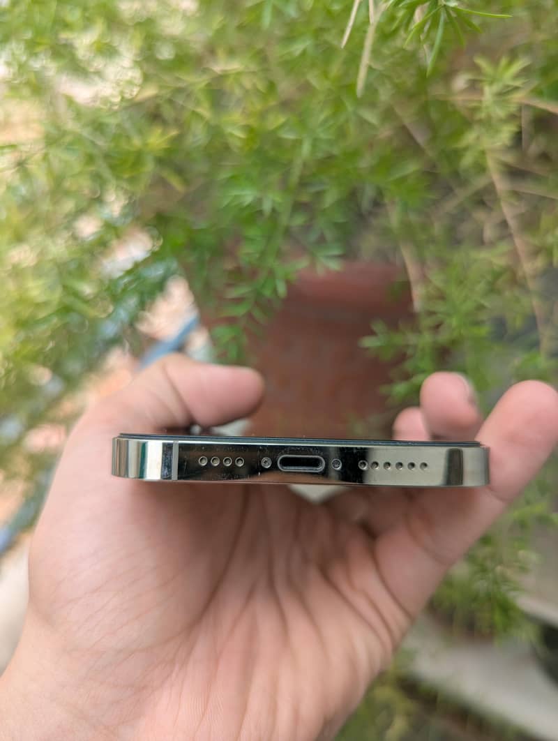 IPhone 14 Pro Max 3